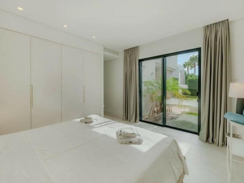 5 soveværelse Villa til salg i Benahavis med swimmingpool garage - € 3.850.000 (Ref: 8626291)