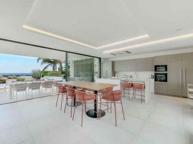 5 chambre Villa/Maison à vendre à Los Arqueros - Puerto del Almendro, Benahavís avec piscine garage - 3 850 000 € (Ref: 8626291)