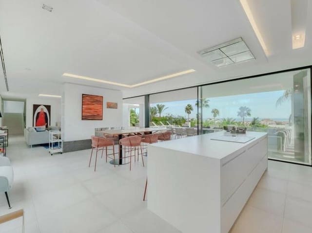 5 chambre Villa/Maison à vendre à Los Arqueros - Puerto del Almendro, Benahavís avec piscine garage - 3 850 000 € (Ref: 8626291)
