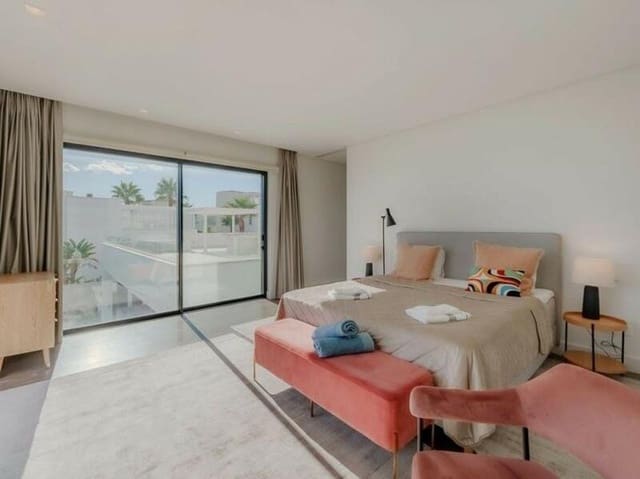 5 chambre Villa/Maison à vendre à Los Arqueros - Puerto del Almendro, Benahavís avec piscine garage - 3 850 000 € (Ref: 8626291)