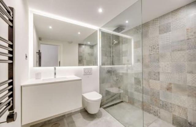 5 soveværelse Byhus til leje i Lomas De Marbella, Marbella med swimmingpool garage - € 11.700 (Ref: 8629764)