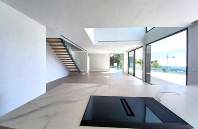 5 chambre Villa/Maison à vendre à La Zagaleta - El Madroñal, Benahavís avec piscine garage - 2 390 000 € (Ref: 8635996)