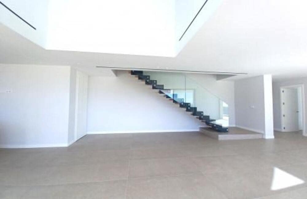 5 Zimmer Villa zu verkaufen in Benahavis mit Pool Garage - 2.390.000 € (Ref: 8635996)