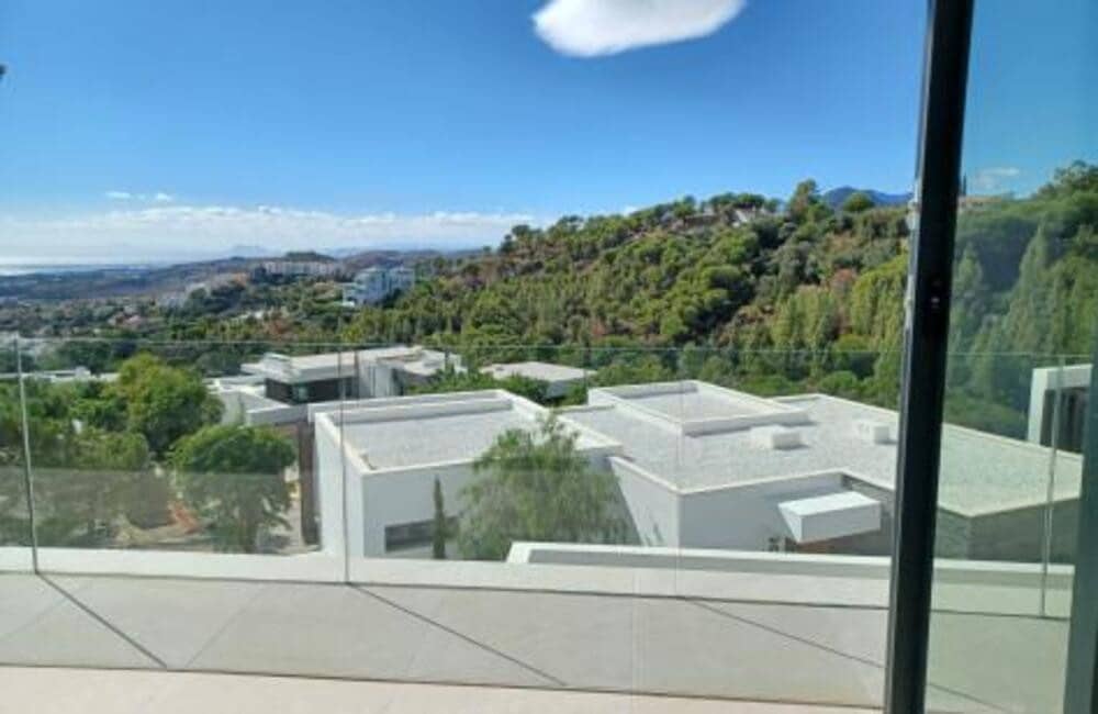5 Zimmer Villa zu verkaufen in Benahavis mit Pool Garage - 2.390.000 € (Ref: 8635996)