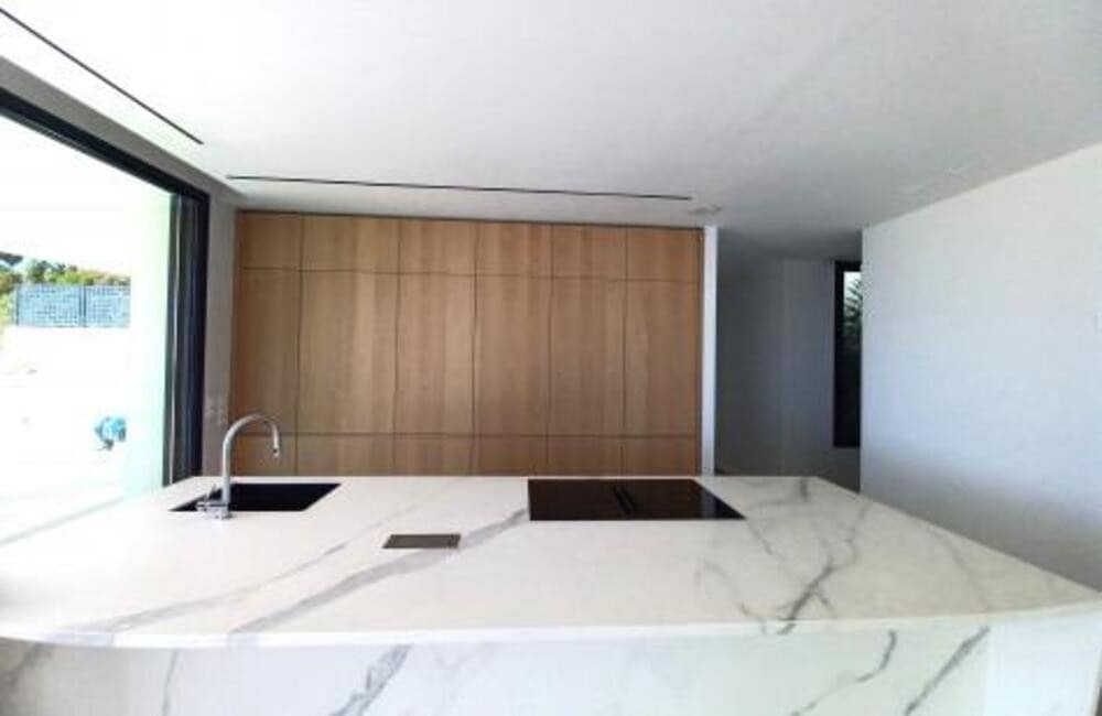 5 Zimmer Villa zu verkaufen in Benahavis mit Pool Garage - 2.390.000 € (Ref: 8635996)