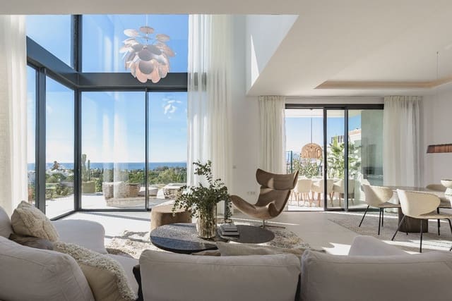 4 soverom Kjedet enebolig til salgs i Río Real, Marbella med svømmebasseng garasje - € 1 960 000 (Ref: 8644488)