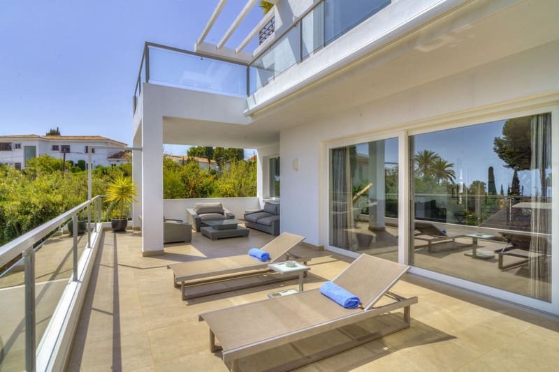 5 soveværelse Villa til salg i Marbella med swimmingpool garage - € 2.350.000 (Ref: 8651512)