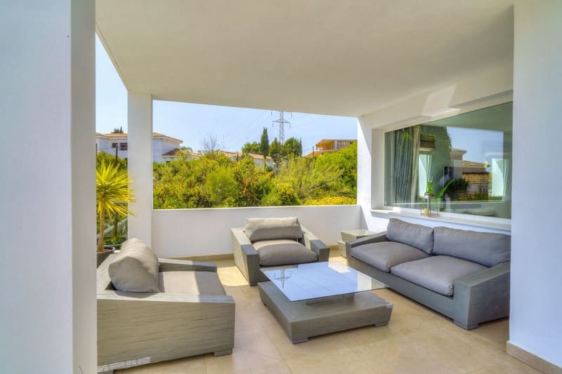 5 soveværelse Villa til salg i Marbella med swimmingpool garage - € 2.350.000 (Ref: 8651512)