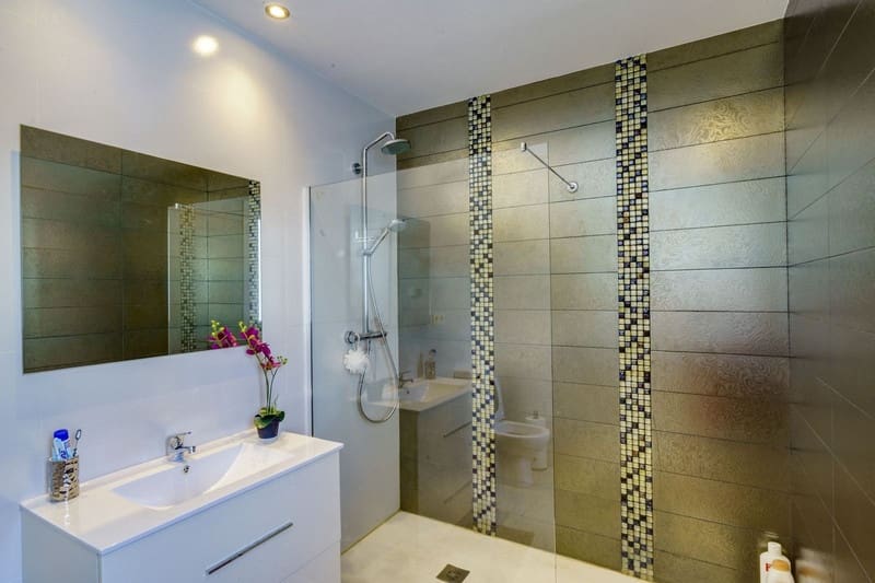 5 quarto Moradia para venda em Marbella com piscina garagem - 2 285 000 € (Ref: 8651512)