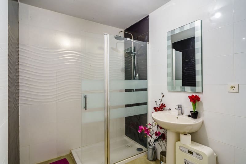 5 quarto Moradia para venda em Marbella com piscina garagem - 2 285 000 € (Ref: 8651512)
