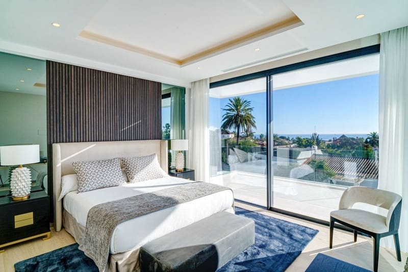 5 quarto Moradia para venda em Marbella com piscina garagem - 3 295 000 € (Ref: 8651513)