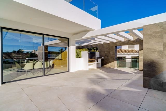 5 soveværelse Villa til salg i Marbesa, Marbella med swimmingpool garage - € 3.295.000 (Ref: 8651513)