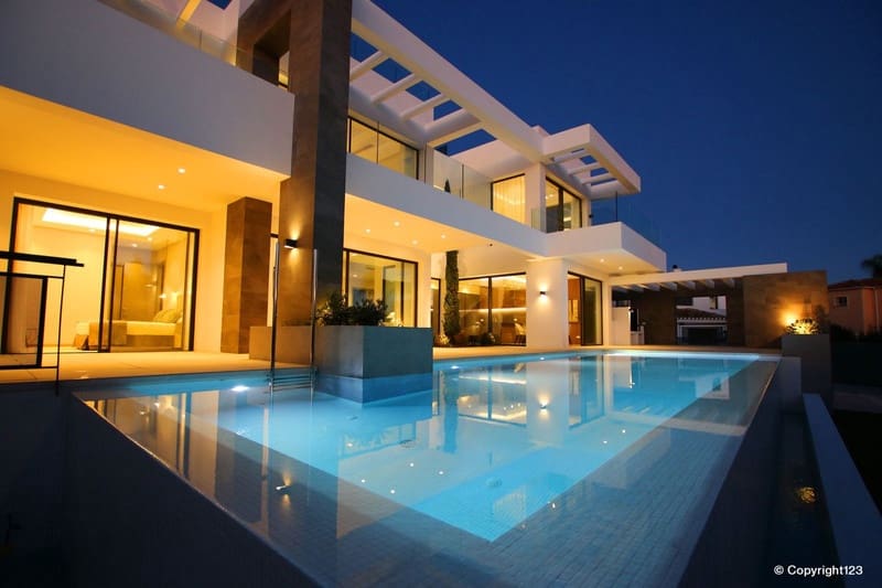 5 camera da letto Villa in vendita in Marbella con piscina garage - 3.295.000 € (Rif: 8651513)