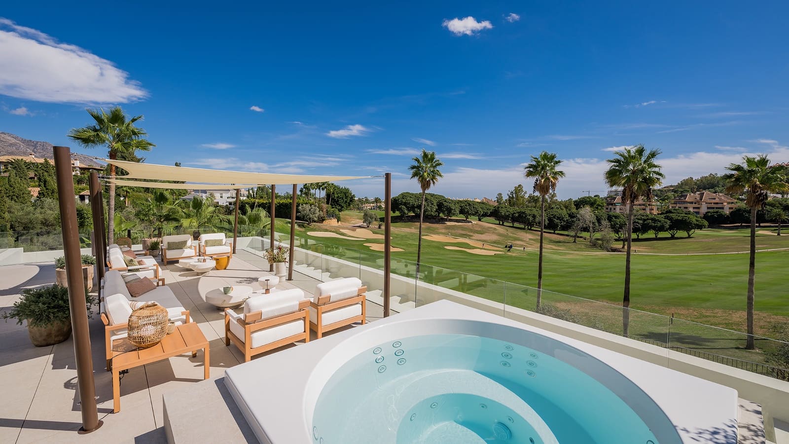 4 quarto Moradia para venda em Marbella com piscina garagem - 6 875 000 € (Ref: 8654356)