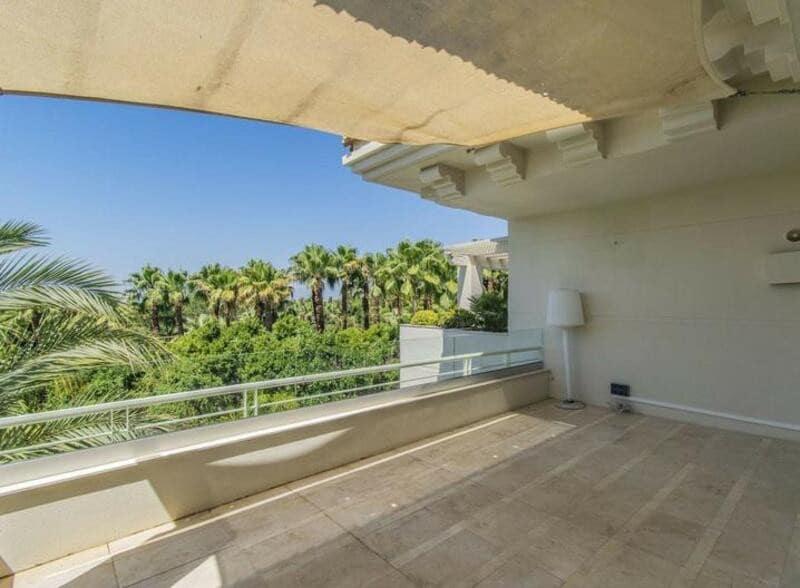 3 quarto Penthouse para venda em Marbella com piscina garagem - 2 400 000 € (Ref: 8656023)