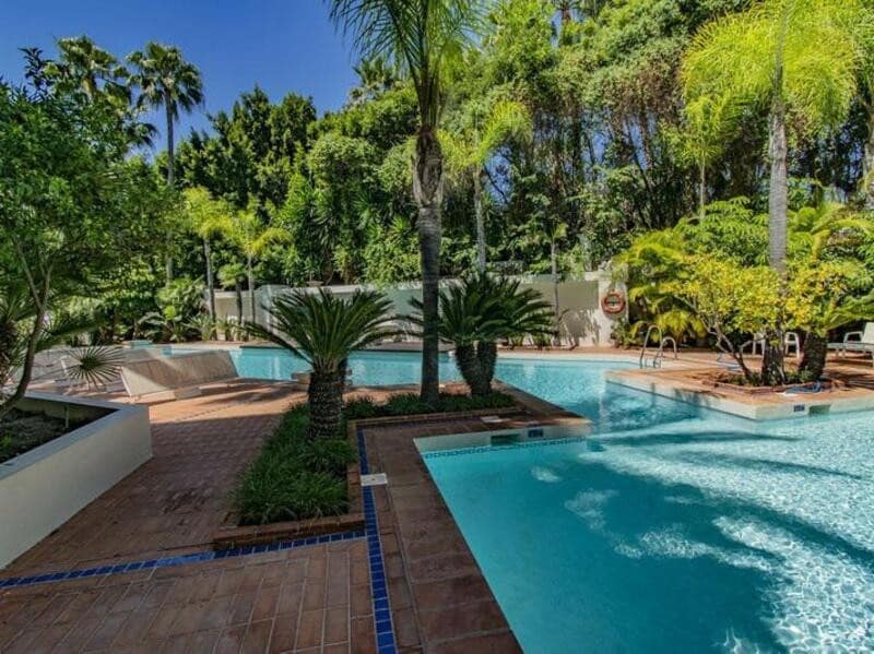 3 quarto Penthouse para venda em Marbella com piscina garagem - 2 400 000 € (Ref: 8656023)