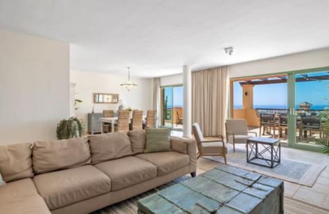 4 quarto Penthouse para arrendar em Los Flamingos, Benahavís com piscina garagem - 5 000 € (Ref: 8661828)