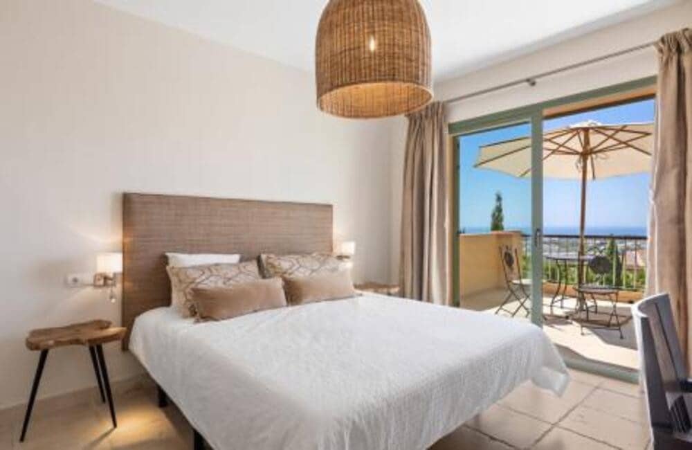 4 camera da letto Attico da affittare in Los Flamingos con piscina garage - 5.000 € (Rif: 8661828)