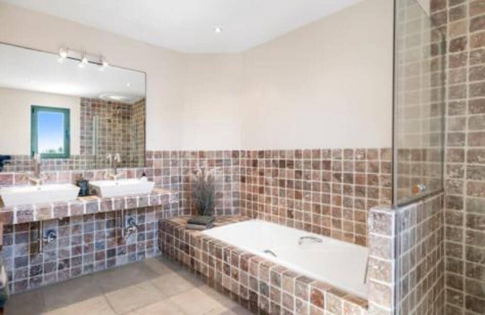 4 camera da letto Attico da affittare in Los Flamingos con piscina garage - 5.000 € (Rif: 8661828)