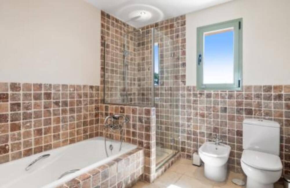 4 camera da letto Attico da affittare in Los Flamingos con piscina garage - 5.000 € (Rif: 8661828)