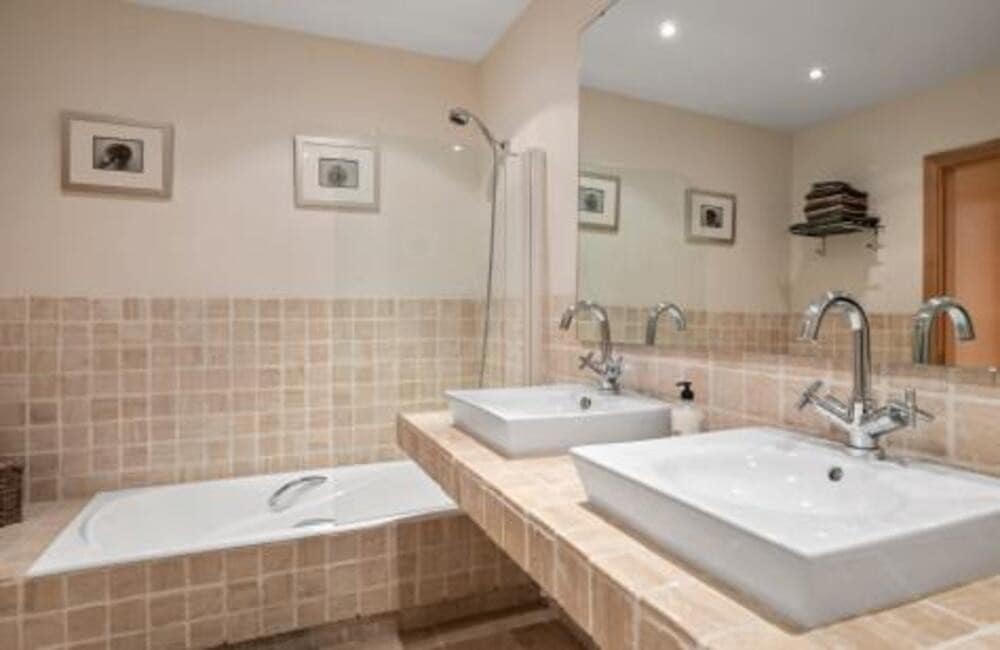 4 camera da letto Attico da affittare in Los Flamingos con piscina garage - 5.000 € (Rif: 8661828)