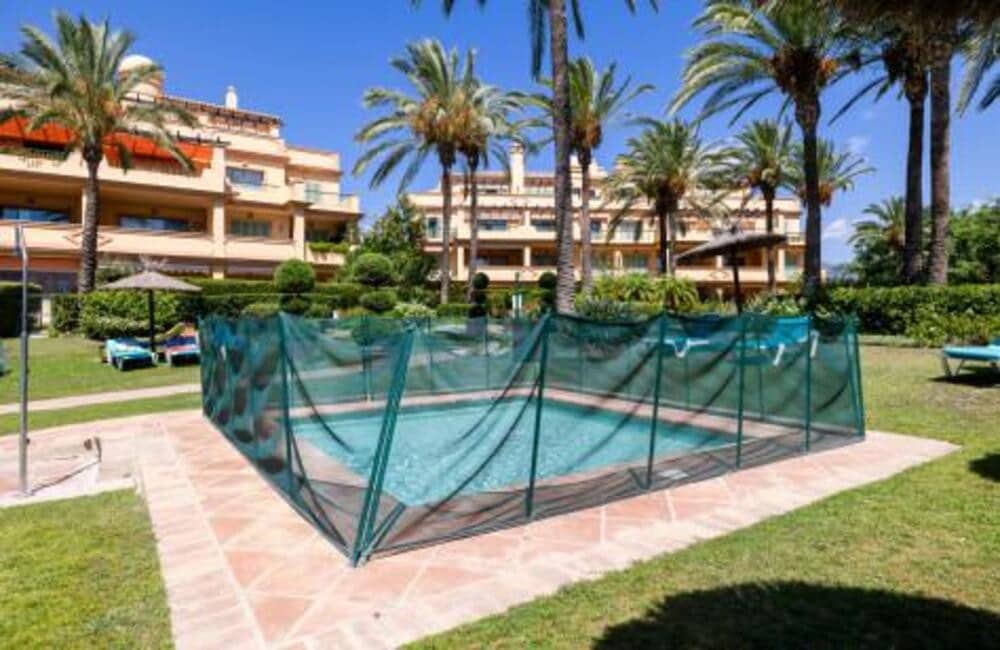 4 camera da letto Attico da affittare in Los Flamingos con piscina garage - 5.000 € (Rif: 8661828)