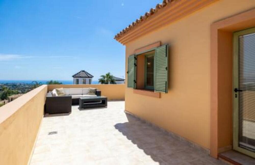 4 camera da letto Attico da affittare in Los Flamingos con piscina garage - 5.000 € (Rif: 8661828)