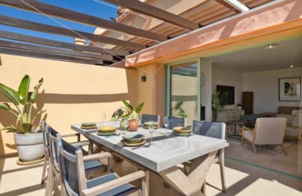 4 camera da letto Attico da affittare in Los Flamingos con piscina garage - 5.000 € (Rif: 8661828)