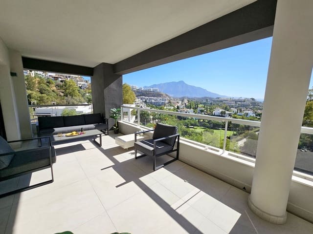 3 chambre Appartement à vendre à La Quinta, Benahavís avec piscine garage - 650 000 € (Ref: 8667015)