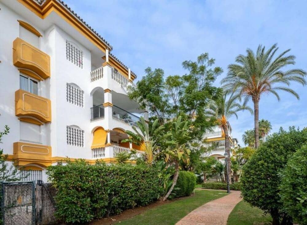 3 sovrum Lägenhet att hyra i Marbella med pool garage - 2 800 € (Ref: 8669548)