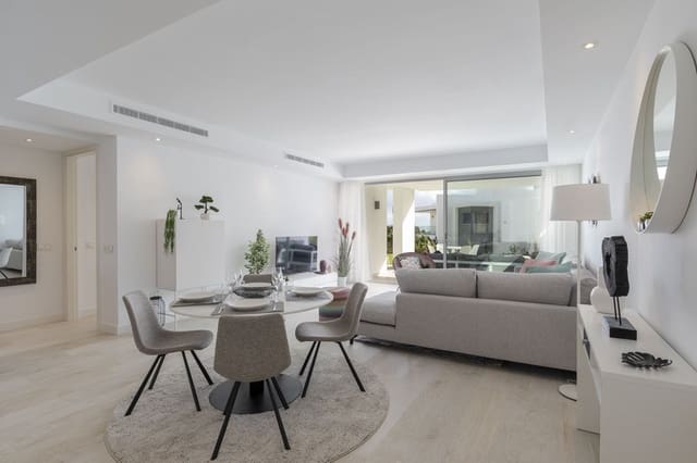 Apartamento de 2 habitaciones en Casares Pueblo, Casares en alquiler con piscina garaje - 2.500 € (Ref: 8671562)