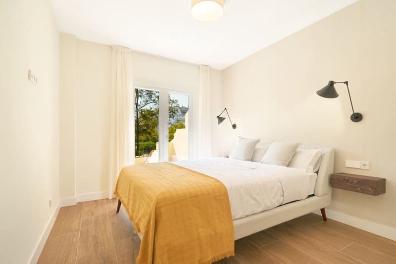 3 sypialnia Dom na sprzedaż w Benahavis z basenem garażem - 875 000 € (Ref: 8671564)