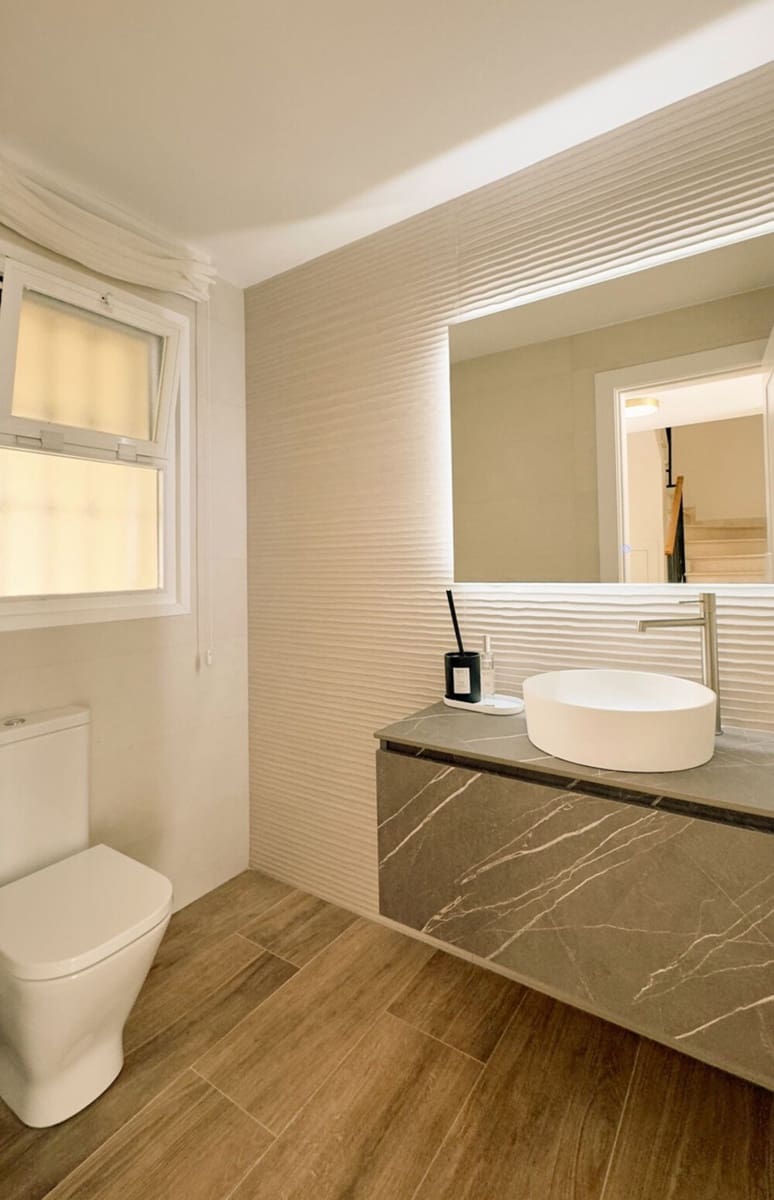 3 sypialnia Dom na sprzedaż w Benahavis z basenem garażem - 875 000 € (Ref: 8671564)