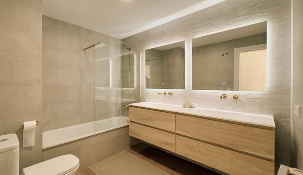 3 sypialnia Dom na sprzedaż w Benahavis z basenem garażem - 875 000 € (Ref: 8671564)