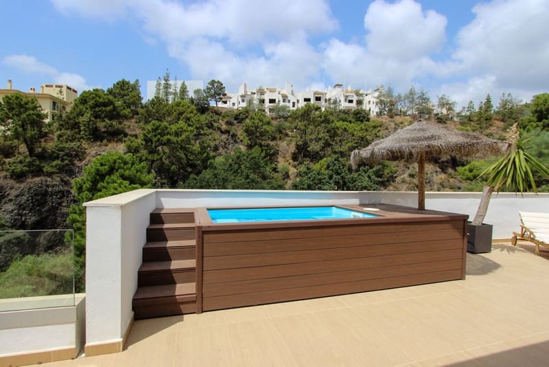 3 soverom Penthouse til salgs i Benahavis med svømmebasseng garasje - € 899 000 (Ref: 8703472)