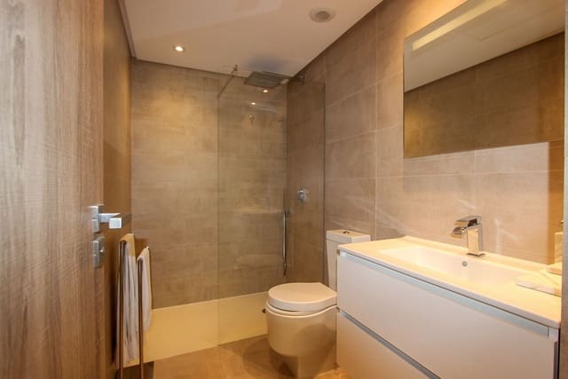 3 soveværelse Penthouse til salg i La Zagaleta - El Madroñal, Benahavís med swimmingpool garage - € 899.000 (Ref: 8703472)
