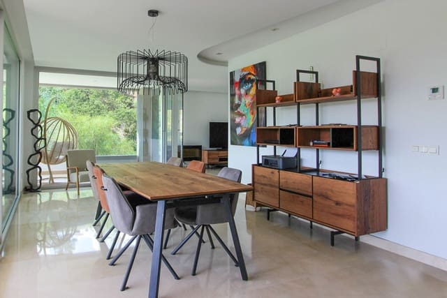 3 soveværelse Penthouse til salg i La Zagaleta - El Madroñal, Benahavís med swimmingpool garage - € 899.000 (Ref: 8703472)