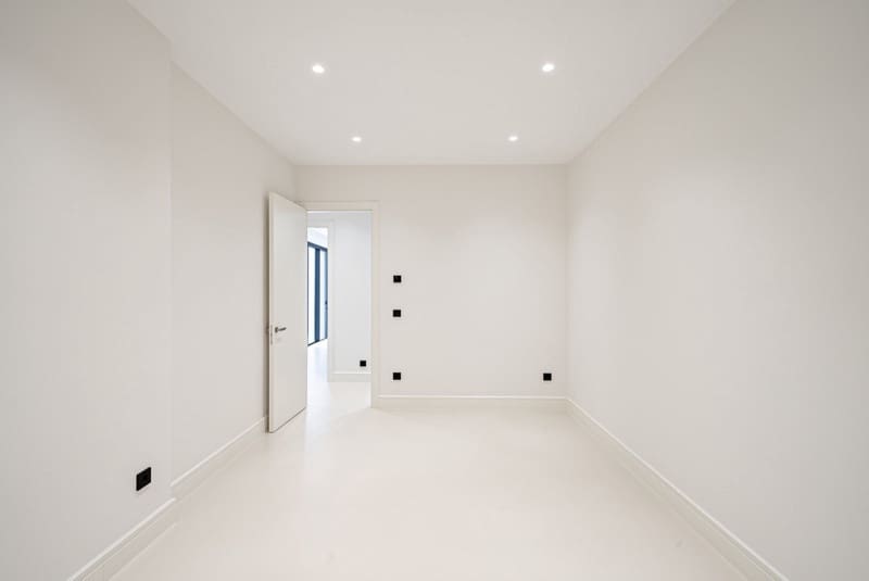 4 soveværelse Villa til salg i Golden Mile med swimmingpool garage - € 3.750.000 (Ref: 8712329)