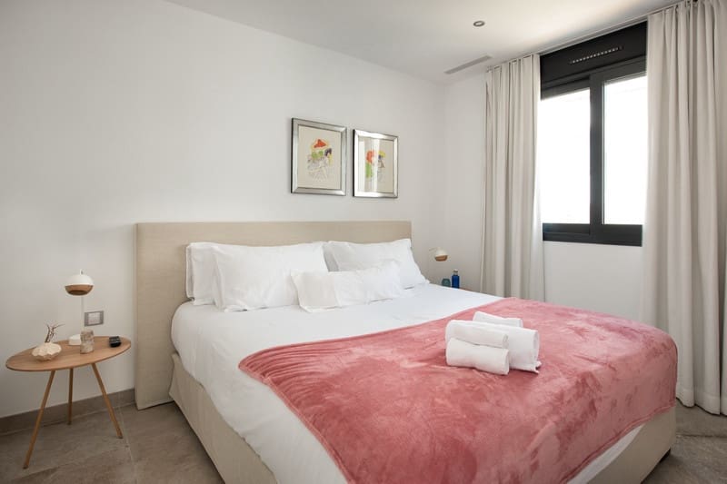 4 slaapkamer Huis te huur in Marbella met zwembad garage - € 7.500 (Ref: 8715200)