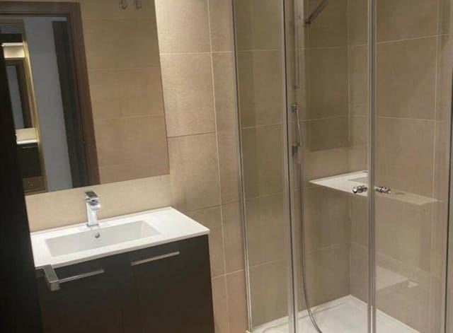 2 bedroom Apartment for sale in Nueva Alcántara, Marbella with pool garage - € 490,000 (Ref: 8715201)
