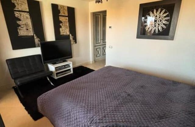 3 camera da letto Appartamento da affittare in El Padrón, Estepona con piscina garage - 3.500 € (Rif: 8740795)