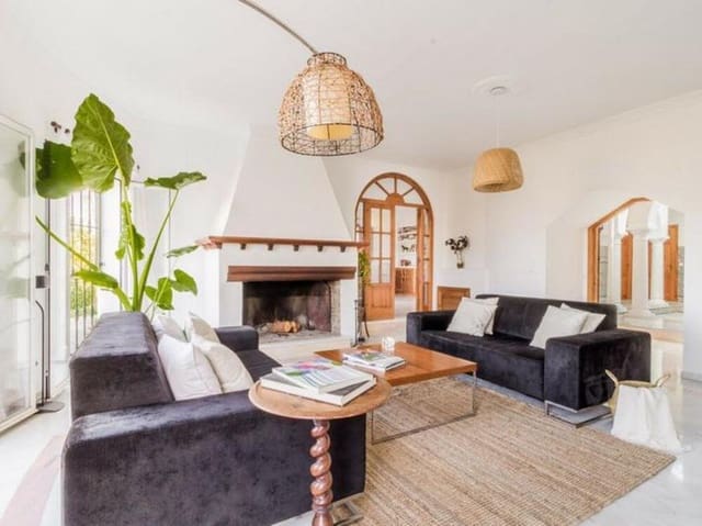 5 camera da letto Villa da affittare in El Padrón, Estepona con piscina garage - 5.800 € (Rif: 8751848)