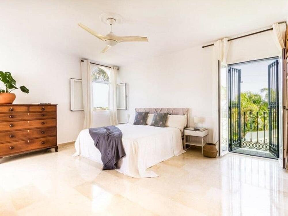 5 soveværelse Villa til leje i El Padron med swimmingpool garage - € 5.800 (Ref: 8751848)