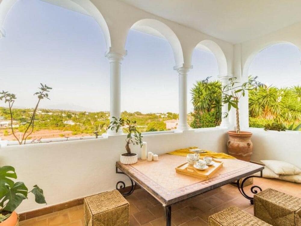 5 soveværelse Villa til leje i El Padron med swimmingpool garage - € 5.800 (Ref: 8751848)