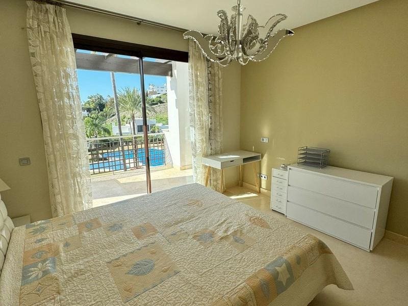 3 soveværelse Byhus til leje i Benahavis med swimmingpool garage - € 4.900 (Ref: 8766329)