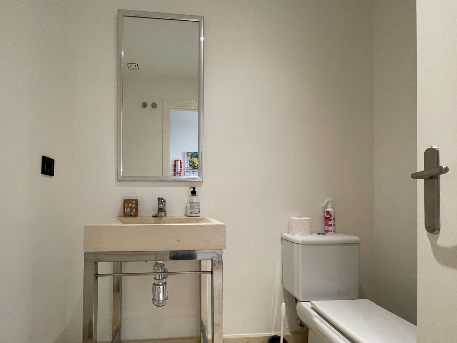 2 Zimmer Apartment zu vermieten in Benahavis mit Pool Garage - 2.300 € (Ref: 8769762)