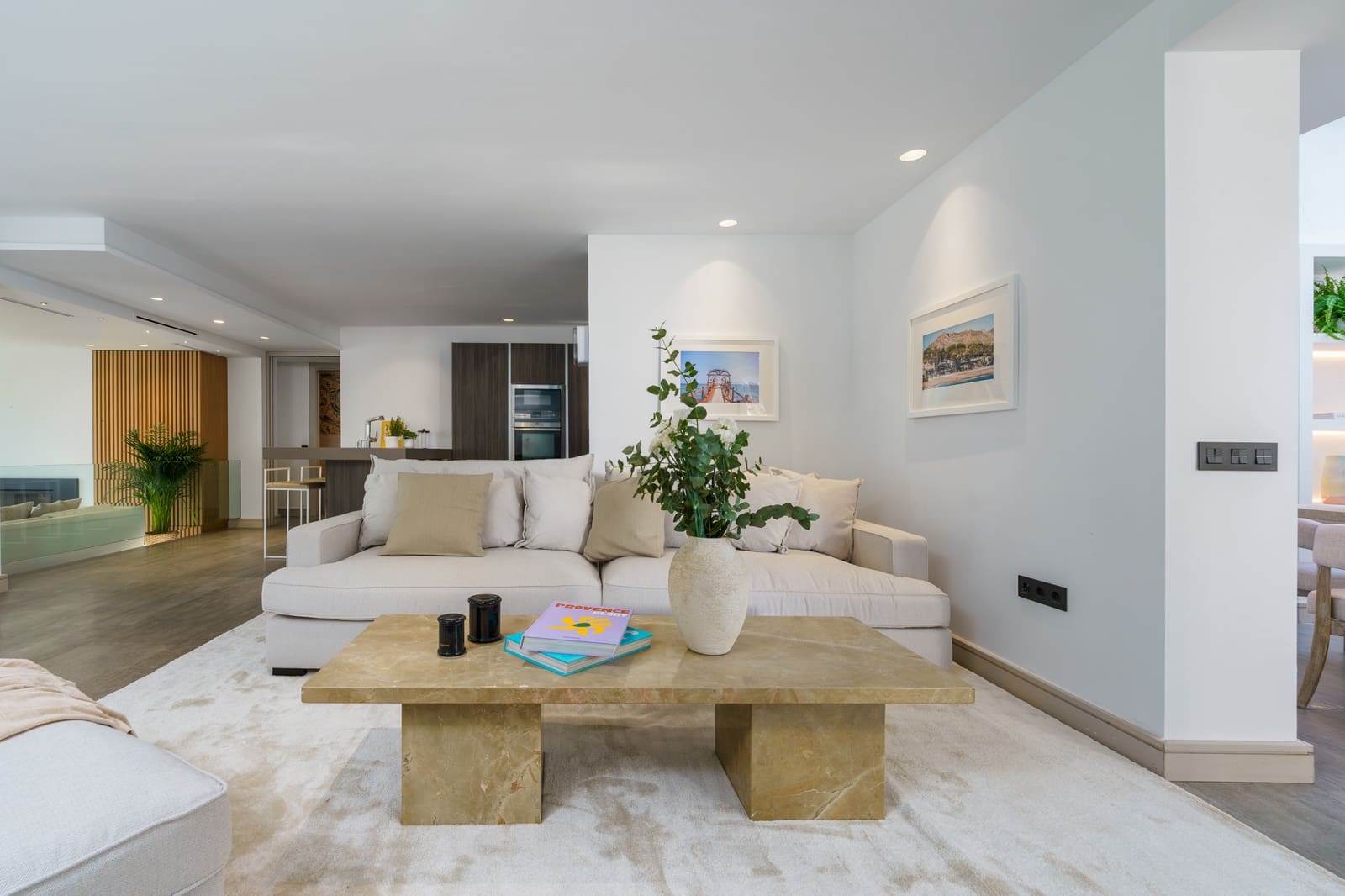 6 soverom Villa til salgs i Nueva Andalucia med svømmebasseng garasje - € 2 590 000 (Ref: 8769764)