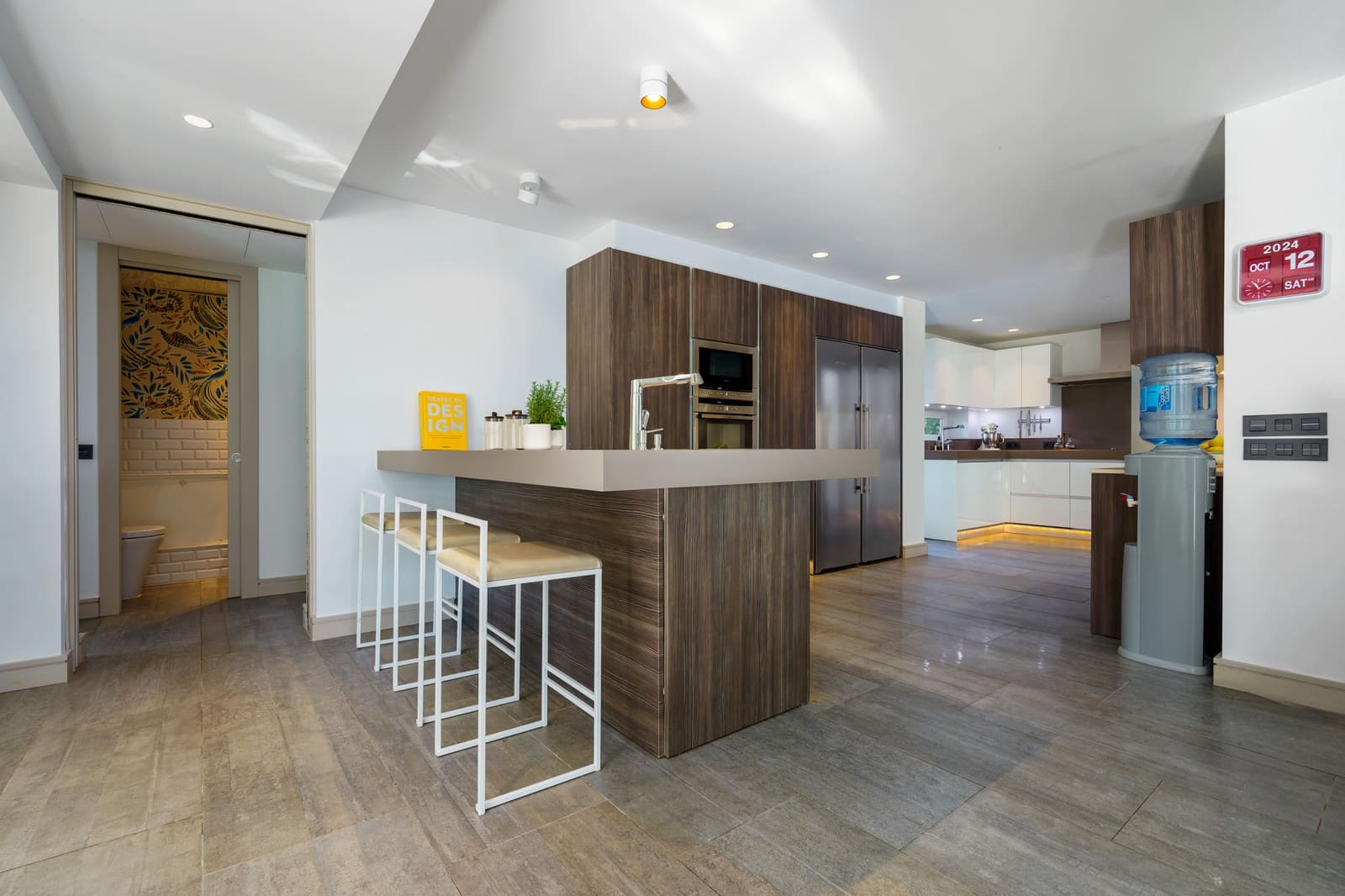 6 soverom Villa til salgs i Nueva Andalucia med svømmebasseng garasje - € 2 590 000 (Ref: 8769764)