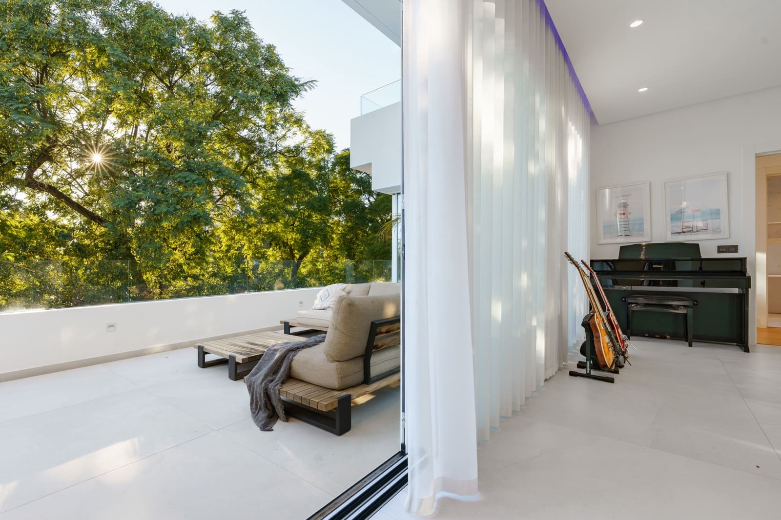 6 soverom Villa til salgs i Nueva Andalucia med svømmebasseng garasje - € 2 590 000 (Ref: 8769764)