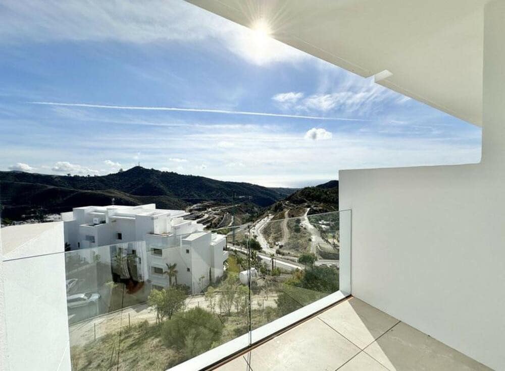 2 soveværelse Lejlighed til salg i Ojen med swimmingpool garage - € 777.000 (Ref: 8772936)